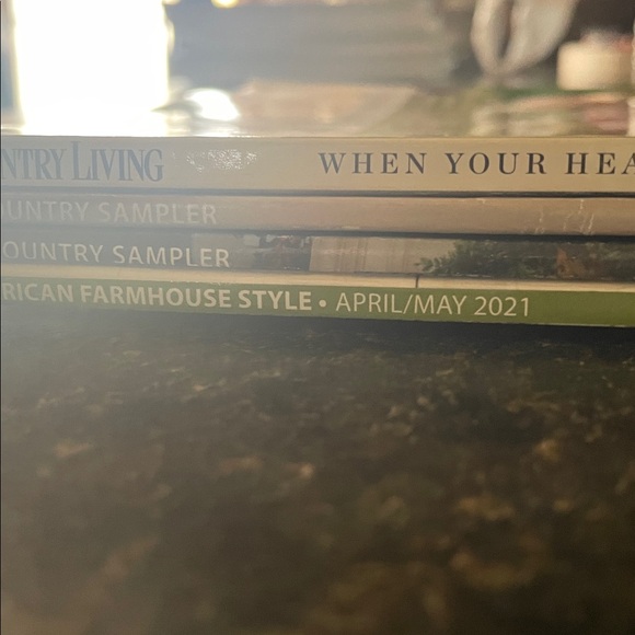 Magazine Collection - Picture 11 of 11